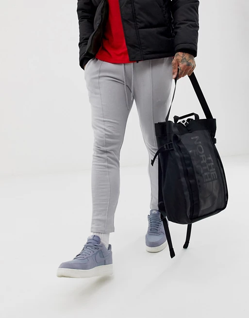 THE NORTH FACE - MOCHILA - BASECAMP TOTE TNF NEGRO (TALLA UNICA) :  Amazon.es: Zapatos y complementos