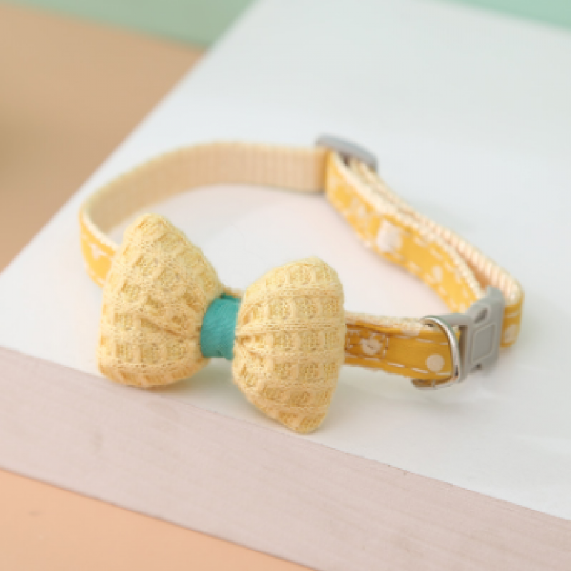 New Pet Supplies Checkered Collars Cute Pet Collars Bow Flowers Cat and Dog Collars with Bells Adjustable Pet Accessories
