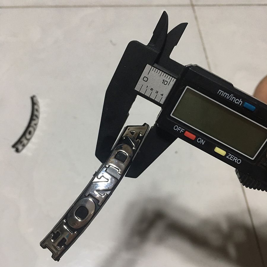TEM HONDA ABS CONG DÁN MẶT NẠ hàng zin (giá 1 cái )