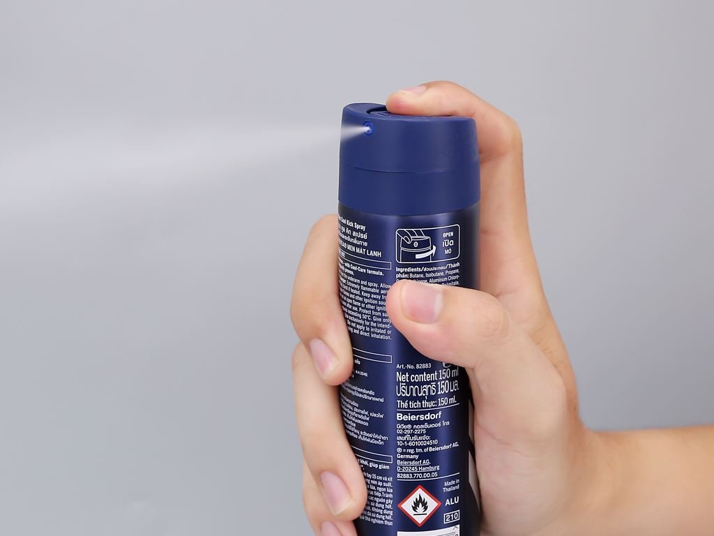 Xịt ngăn mùi Nivea Men Cool Kick mát lạnh 150ml