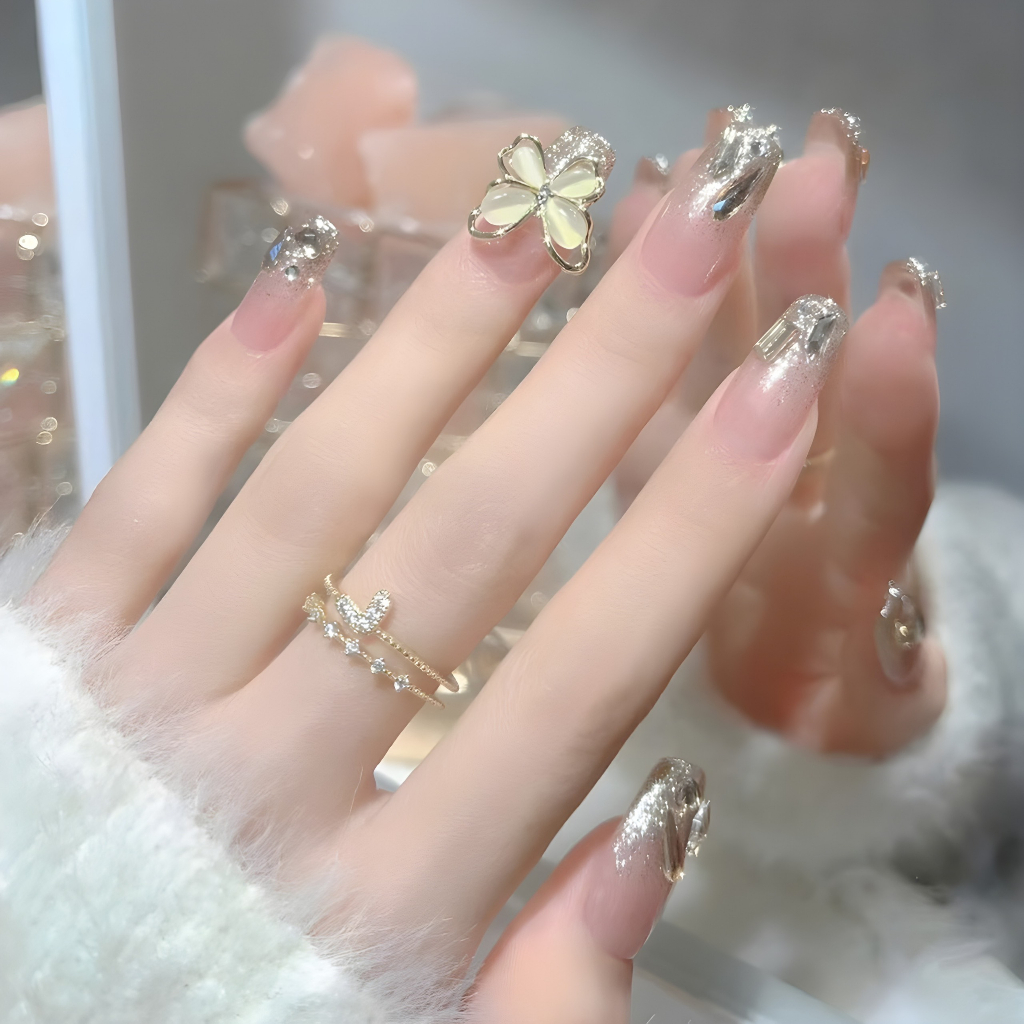 Nails xinh ______ đẹp mã 121