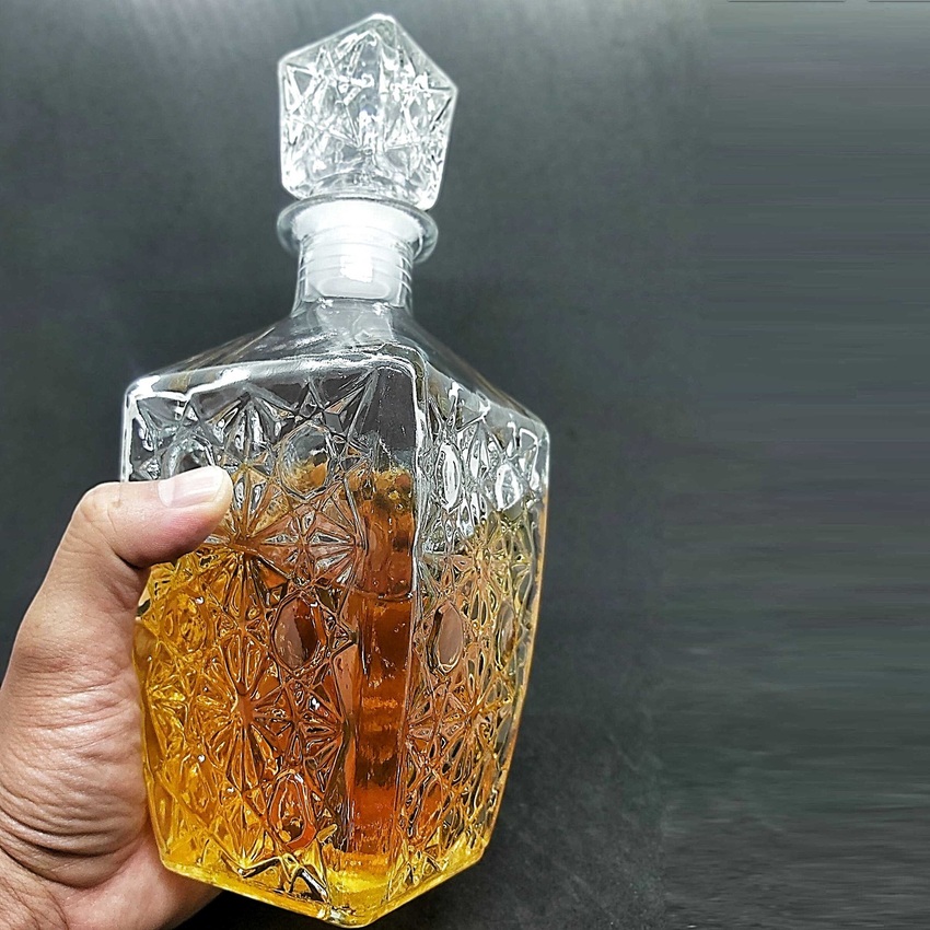 Glass bottle 750ML - square shape - Bevelled Bottom design – combo 2 bottles - B1 pattern