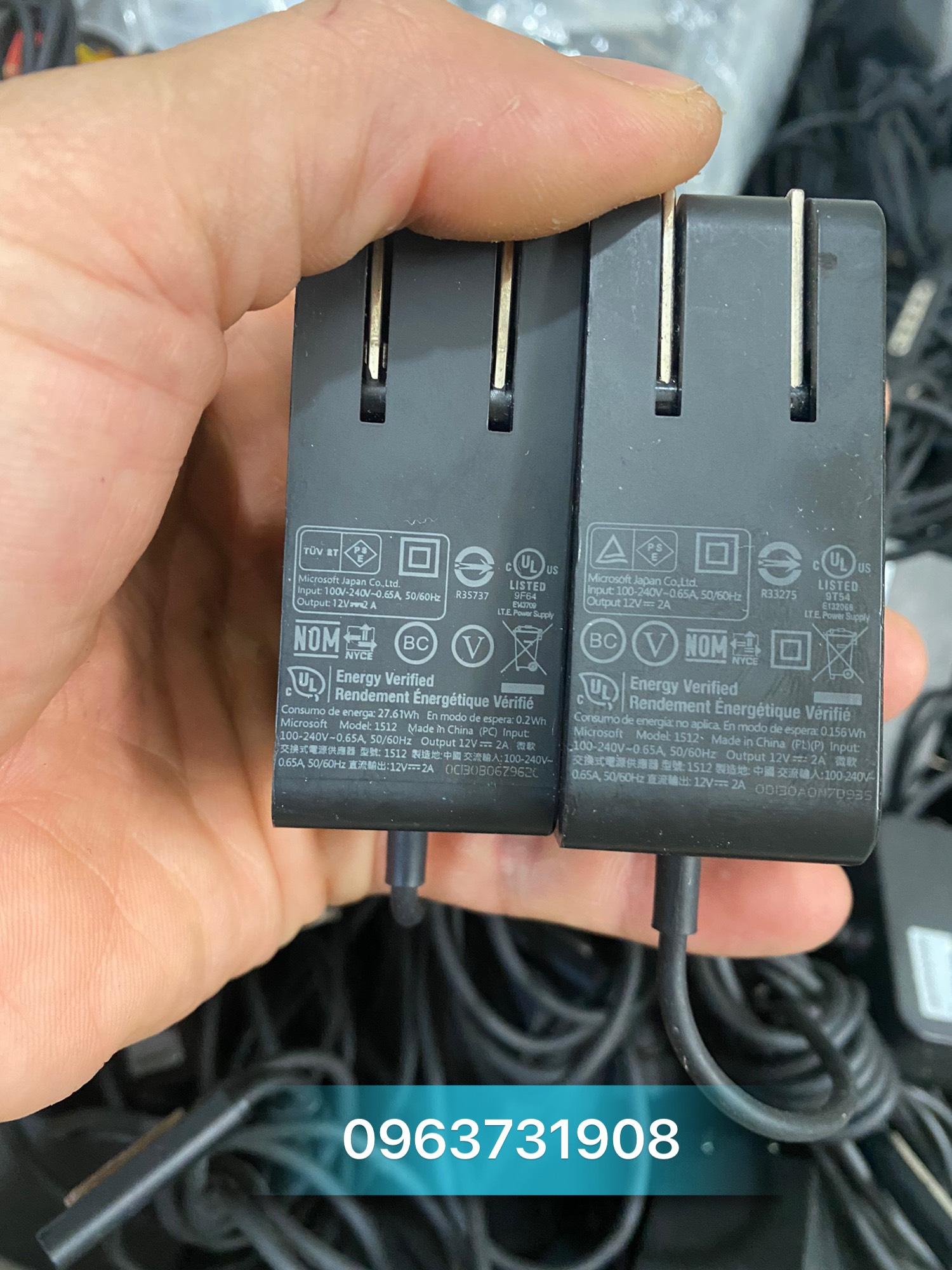 Sạc Microsoft Rt Surface Pro / Model 1512 12V 2A zin bóc máy