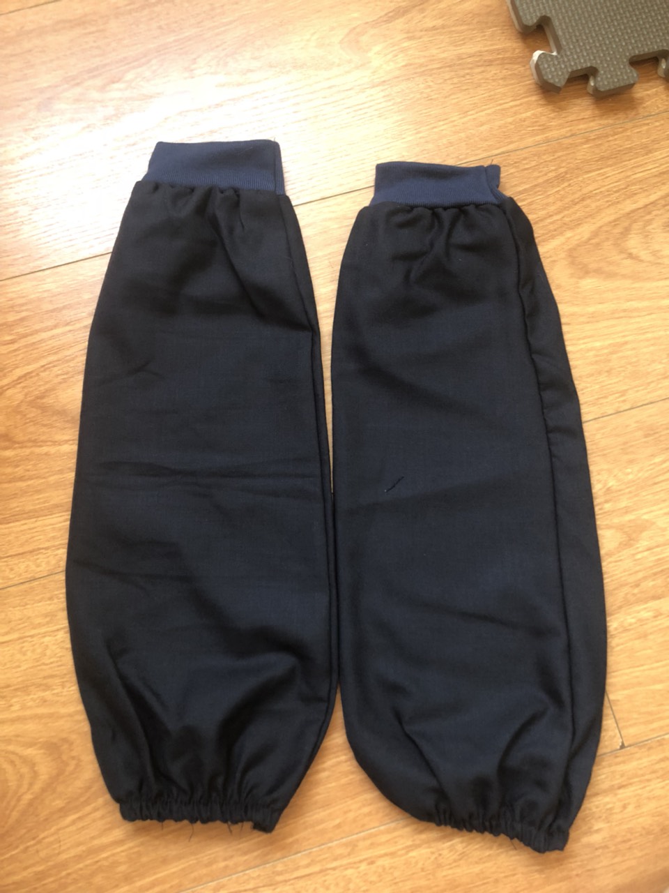 Ống tay vải kaki