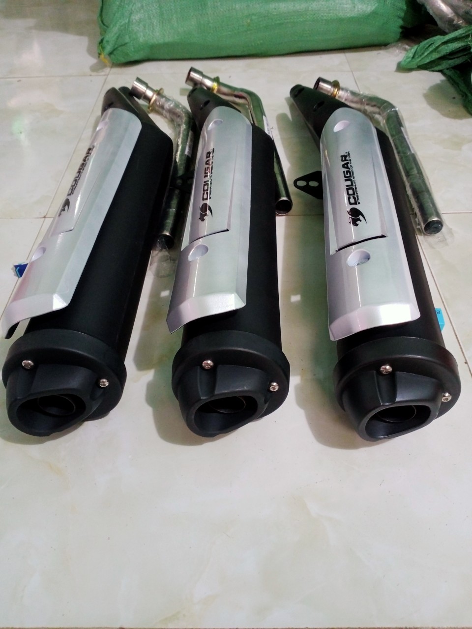 Pô uma  đít TFX.lắp xe máy sirius