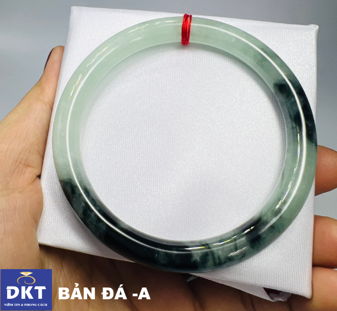 Vòng cẩm thạch trắng ngò vân đen đá A,đá tự nhiên 100%,hàng thực tế,đủ side tay.