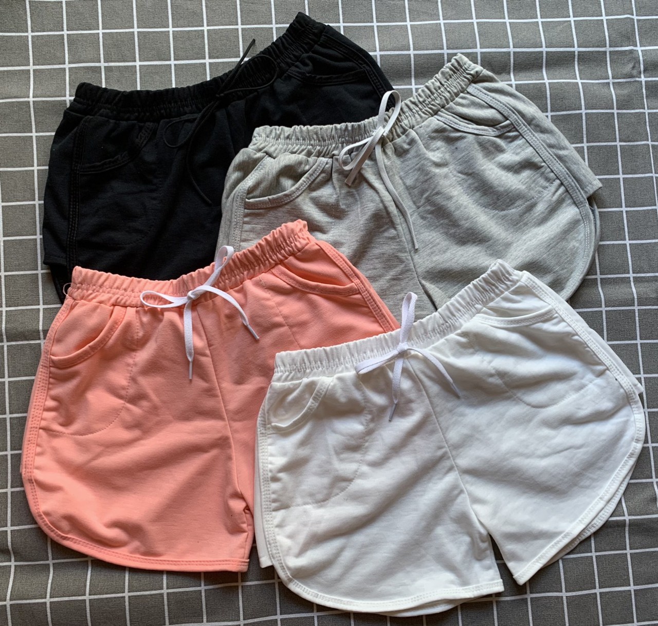 3 quần thể thao tập gym , yoga 100k - quần short thể thao nữ