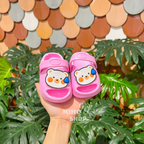 Phom nhỏ dép sục tập đi có quai hậu mặt heo đáng yêu cho bé trai bé gái