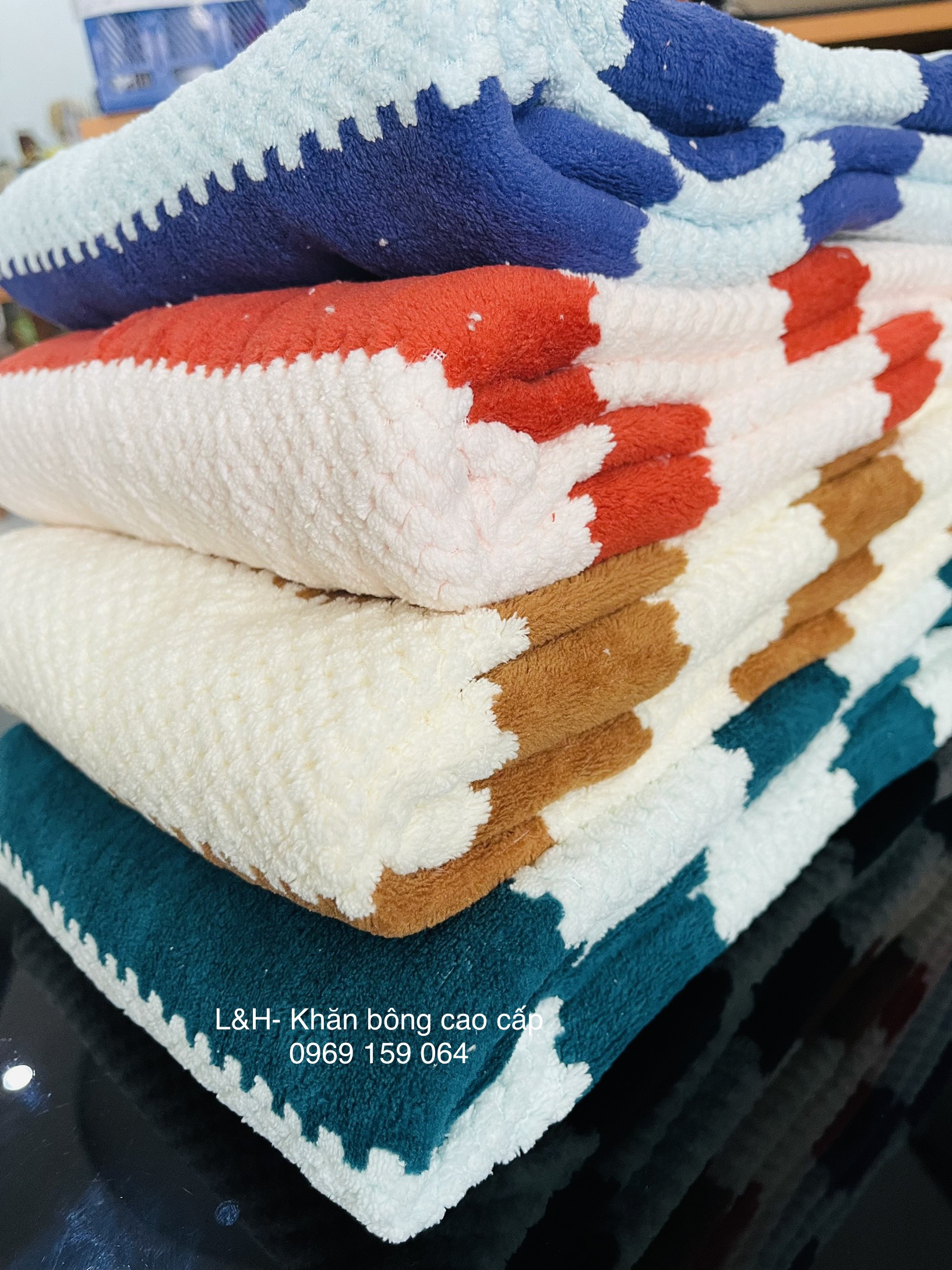Khăn mặt lông cừu, Kẻ thẳng- hạt gạo, KT 30x50cm