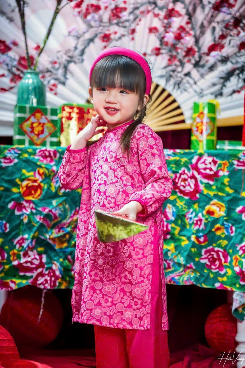 Set Áo Dài Bé Gái Gấm Tơ Ngọc Khuê