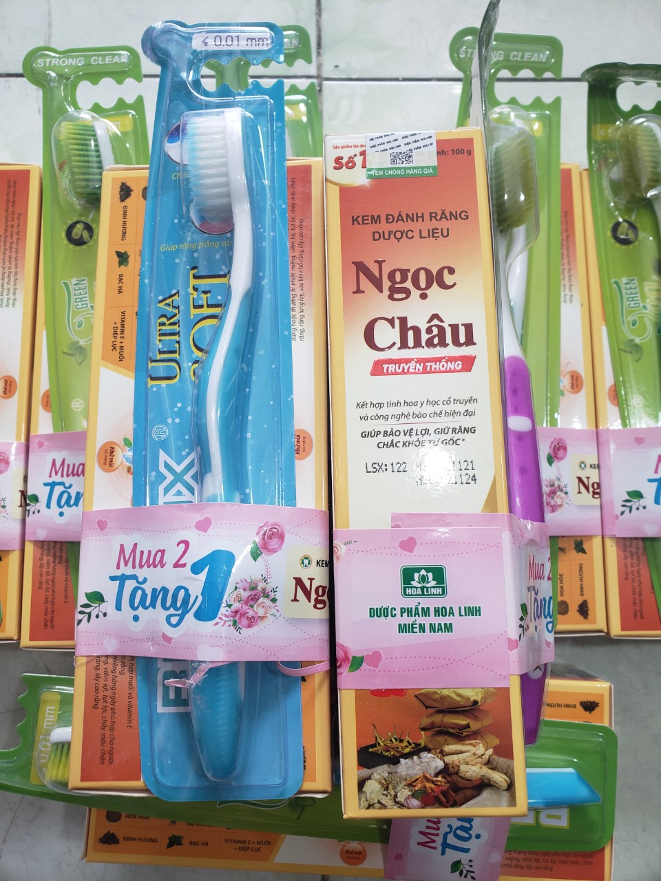 Kem kem đánh răng dược liệu ngọc châu 125g
