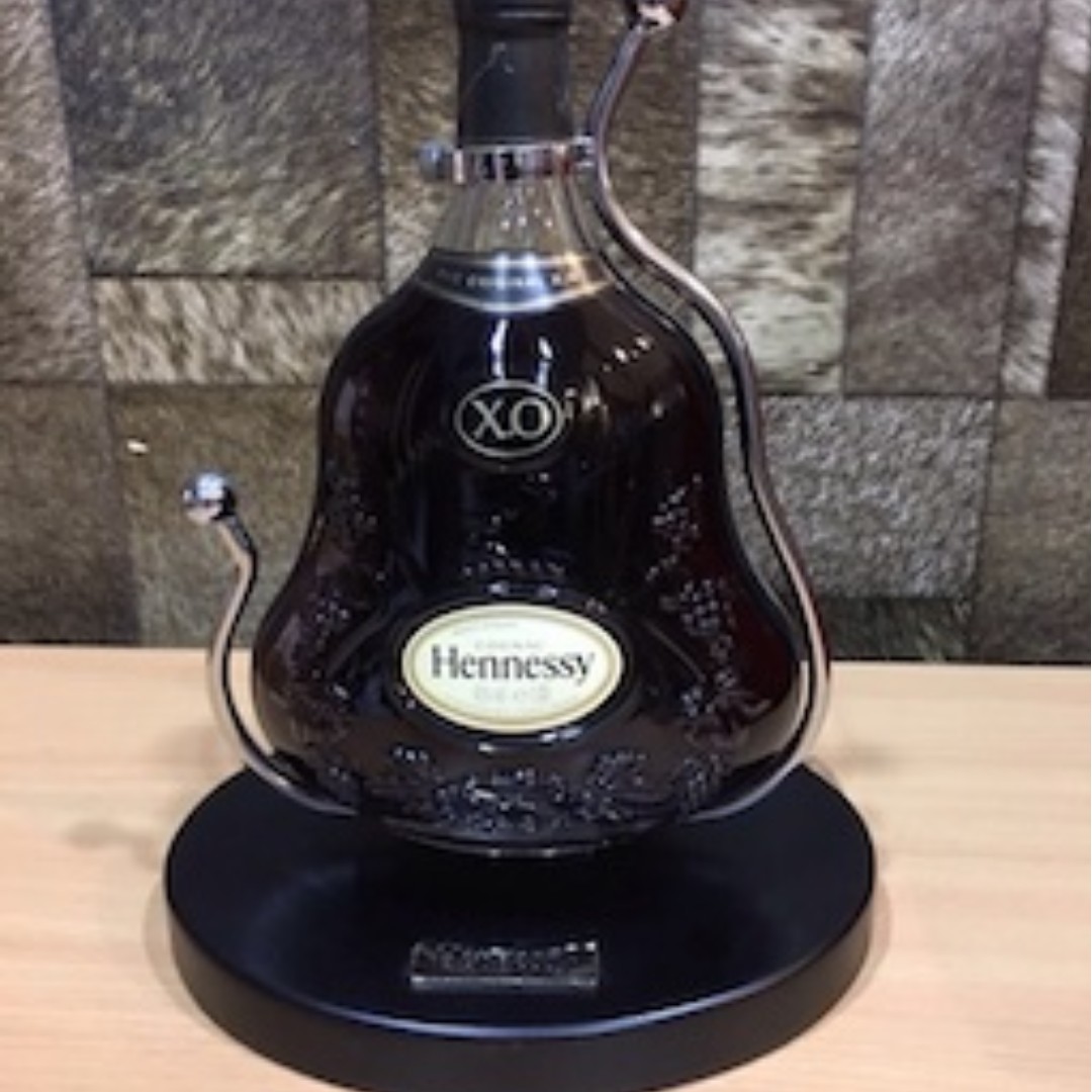 Hennessy X.O ブランデー 40% 1000ml Hennessy XO Cognac with Cradle 1000ml, Alcohol 40%, X.O. Cognac
