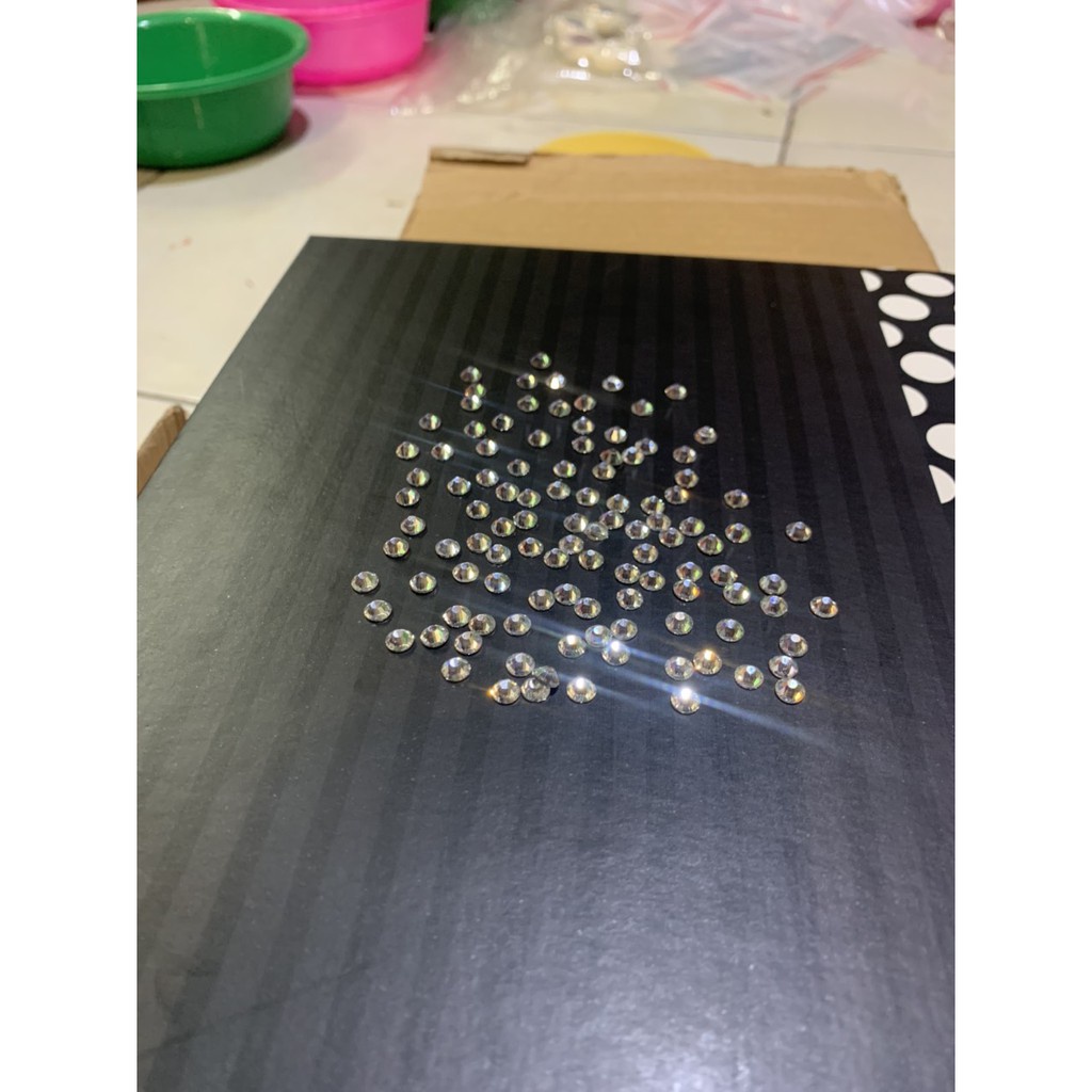 Đá bi trắng 100 viên/ bịch và 500 viên/bịch dùng cho nail