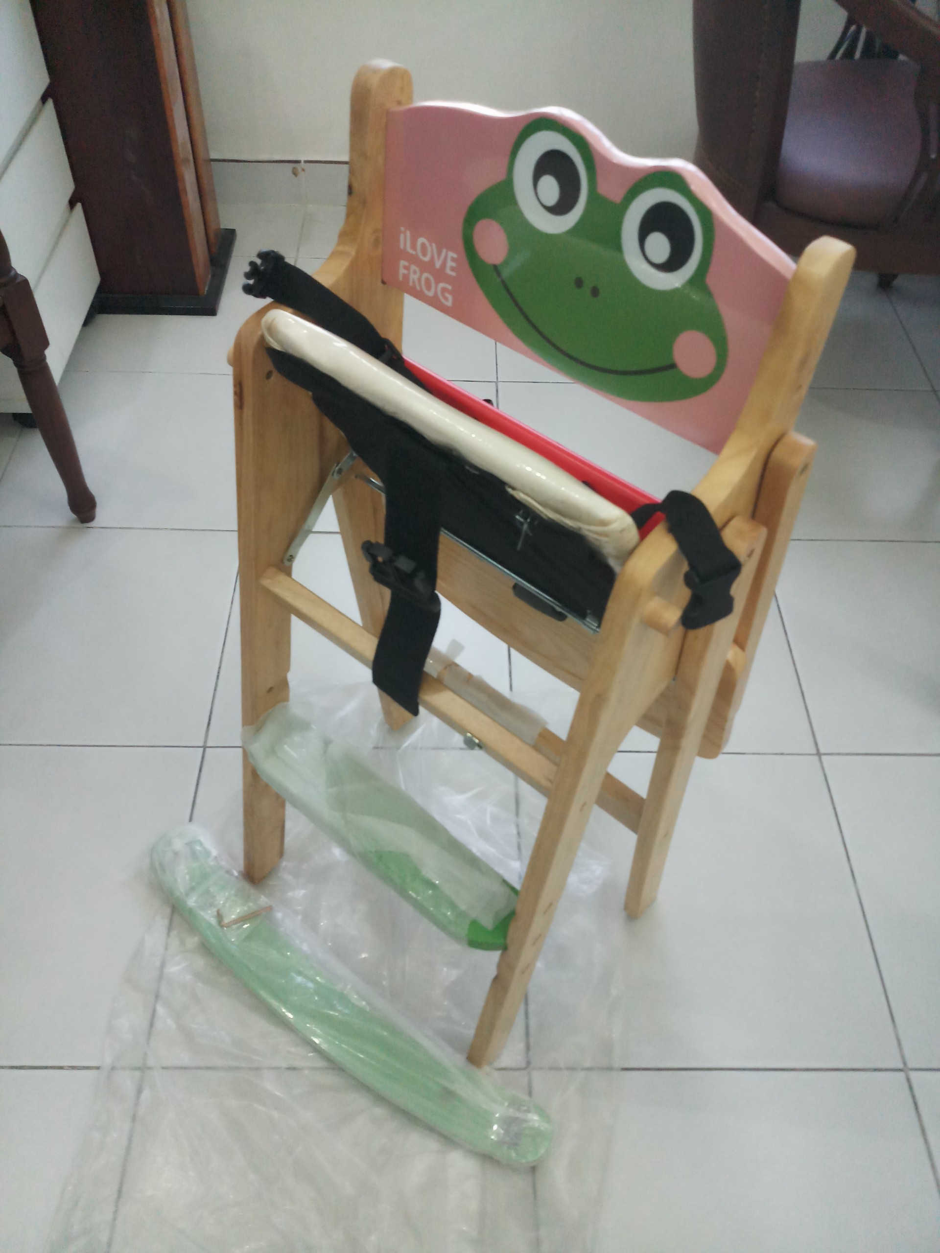 GHE TẬP ĂN DẶM