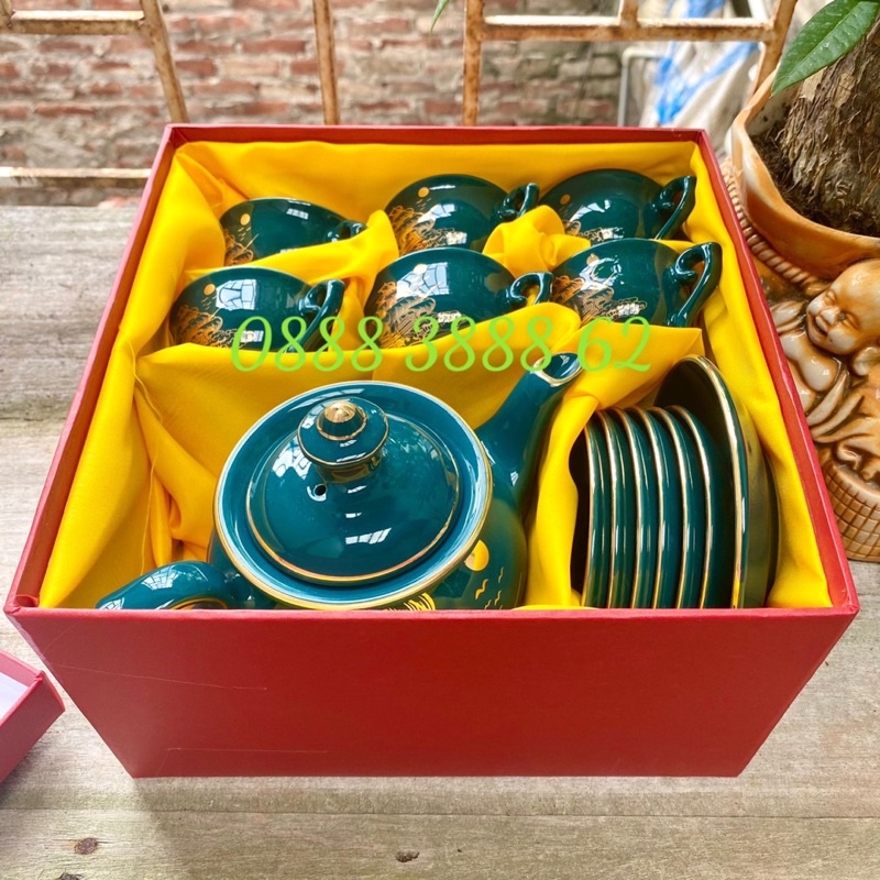Hộp Quà Đựng Ấm Chén - Hộp Si Đỏ Lót Lụa Vàng