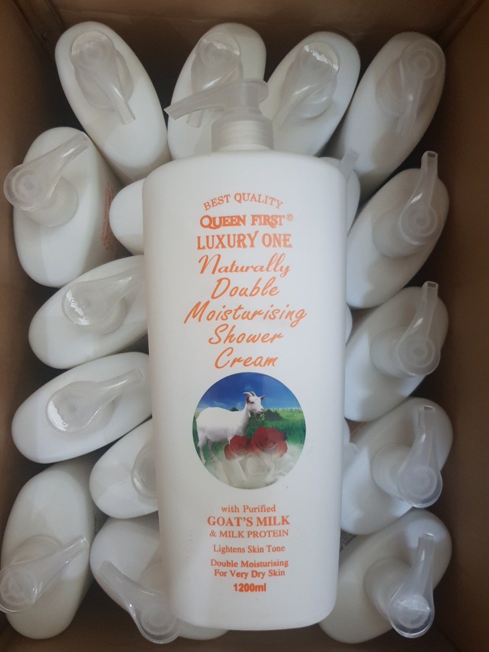 Sữa Tắm Dê White Soft Luxury One 1200ml