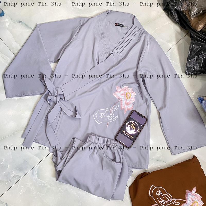 Pháp phục đi chùa thêu sen tay phật đắp chéo thắt dây