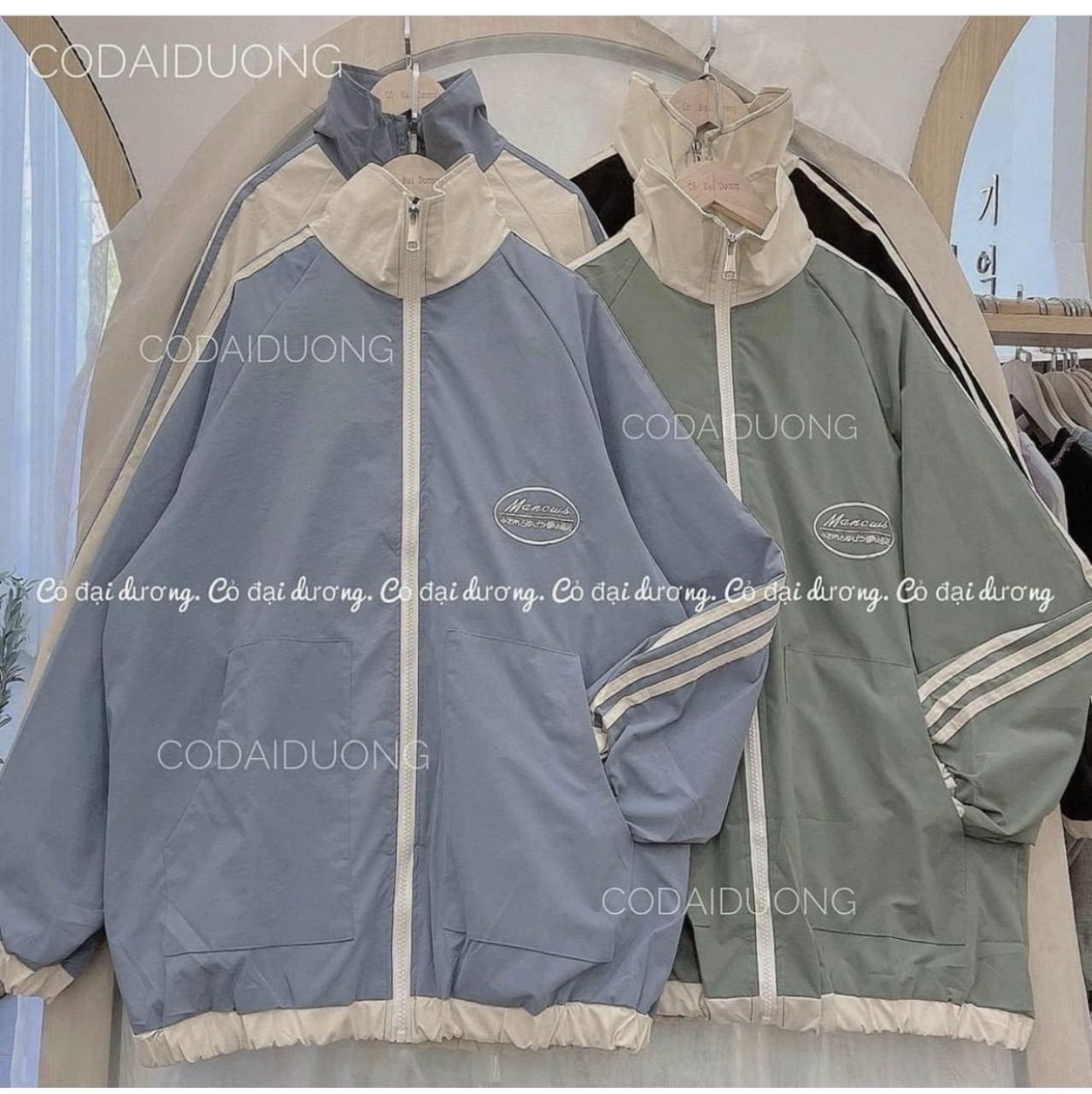 Áo khoác dù nam nữ, 2 lớp from rộng phối 3 sọc tay áo, logo thời trang hot trend tp4044