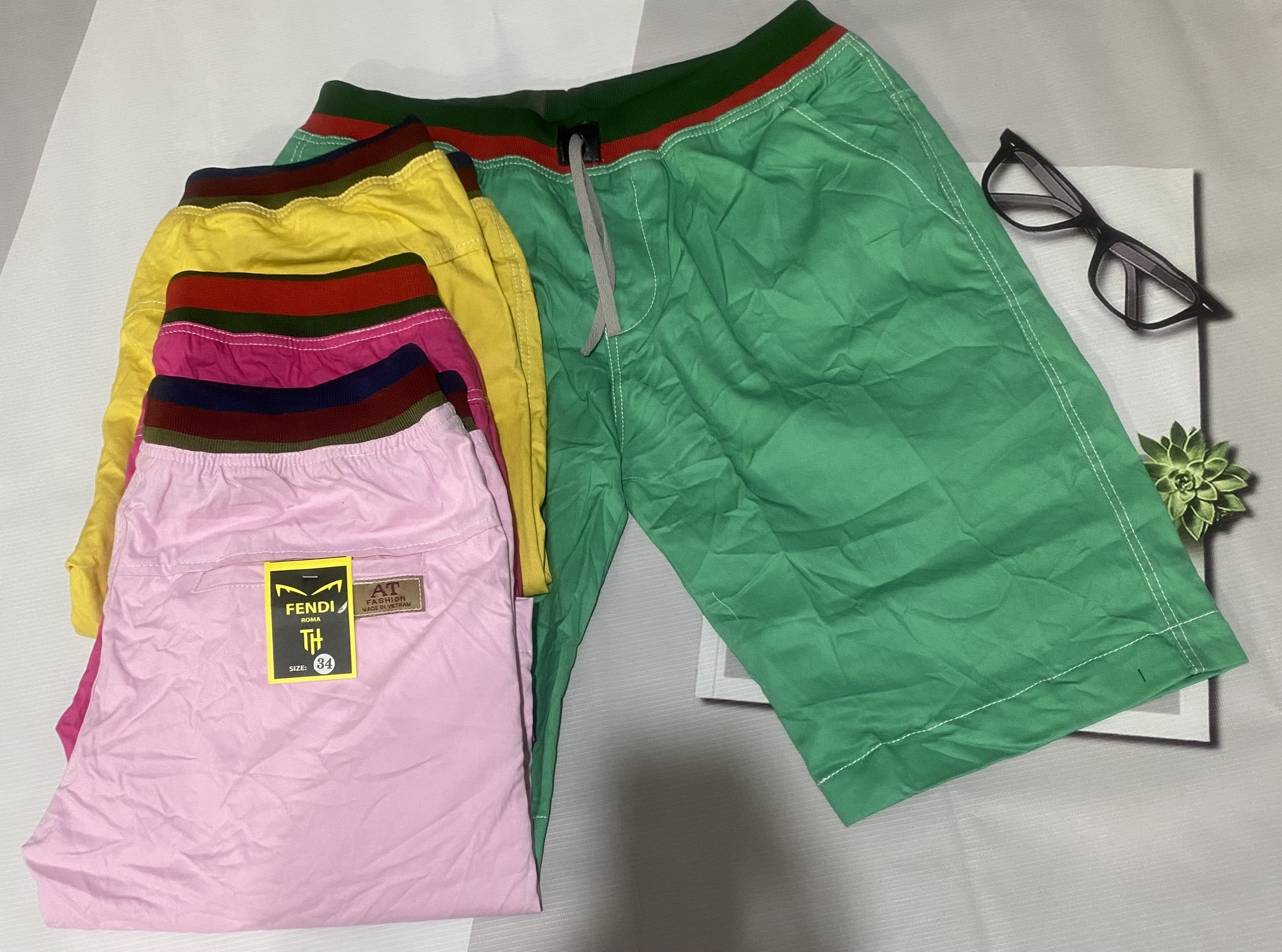 Quần Short Lưng Thun - Chất Liệu Vải Co Giãn