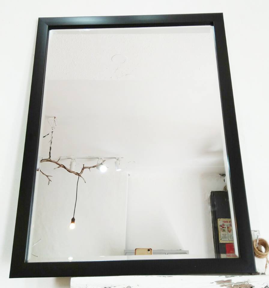 Gương soi treo tường khung màu đen, tt-011