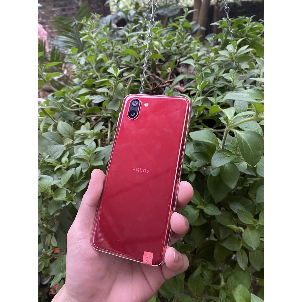 Điện thoại sharp Aquos R2 chip 845 màn hình 120hz