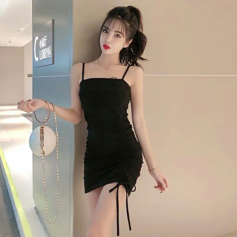 Váy body cổ vuông viền ren