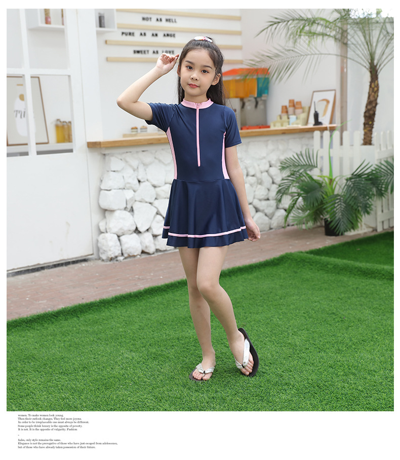 Đồ bơi cho bé gái liền thân chân váy