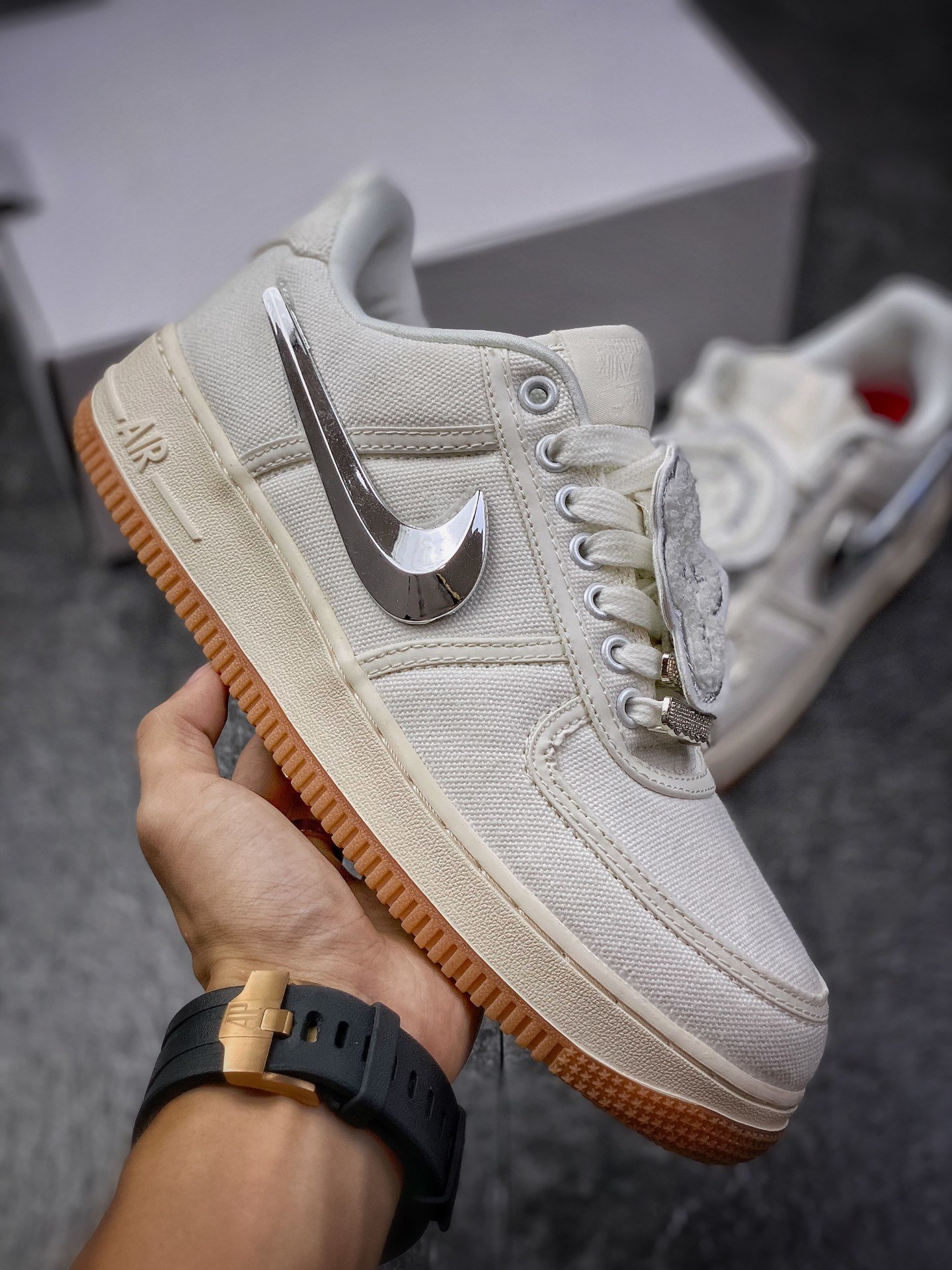 travis scott air force 1 reflective