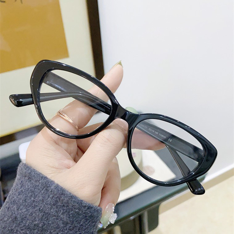 Retro Cat-eye Black Frame Glasses, Myopia 0-400 Fashion Glasses for Women Anti-blue Light Glasses, Computer Anti-radiation Glasses,Unisex Comfort. 