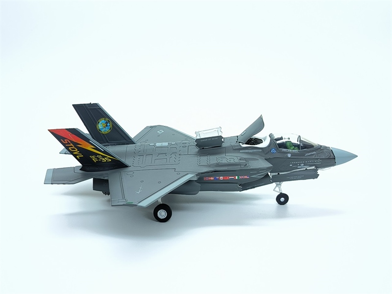 Mô hình máy bay F35B tỷ lệ 1/72