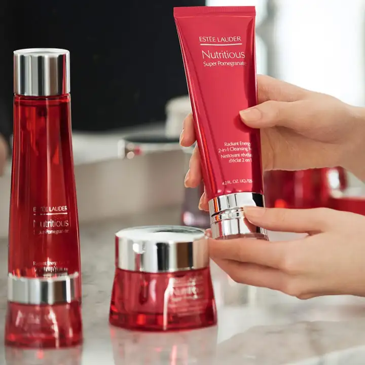 estee lauder nutritious face wash