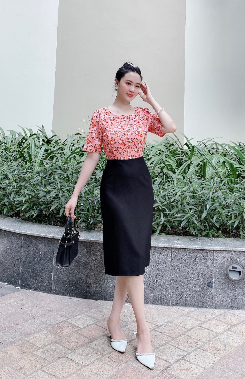 [4.4 Hoàn tiền 15%]Đầm công sở phối hoa sang trọng- D10