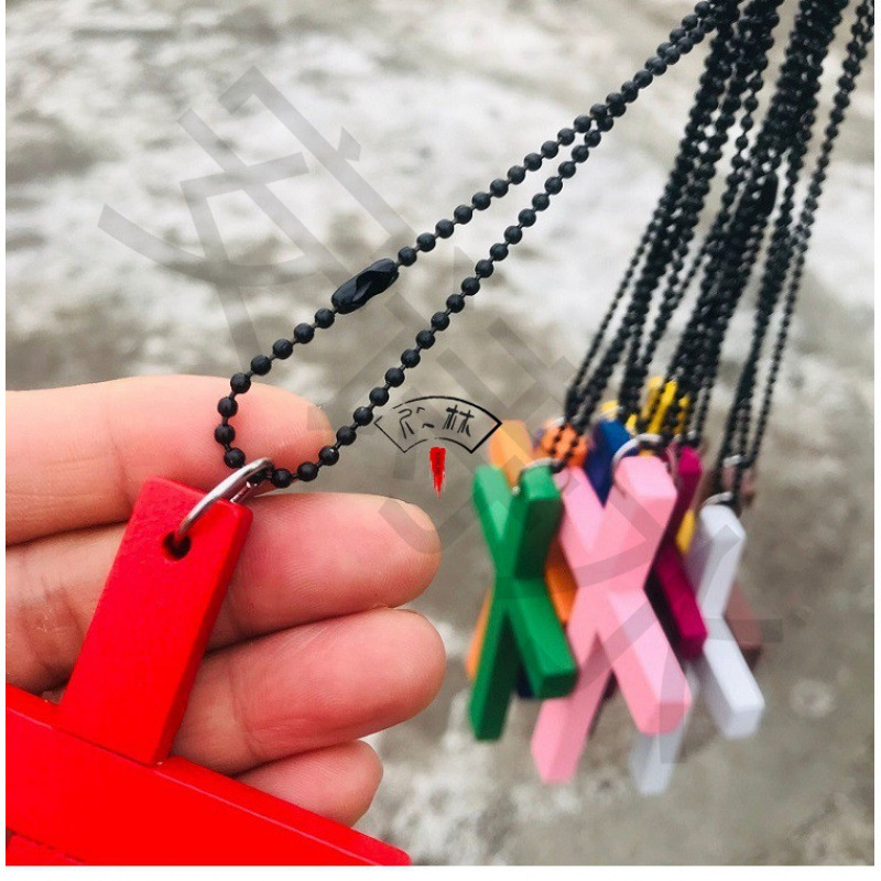 Simple%20Crimson%20Witch%20Independent%20Packaging%20Wooden%20Cross%20Necklace%20Men's%201%20Trendy%20Long%20Women's%20Jewelry%20Woolen%20Chain%20-%20Image%203