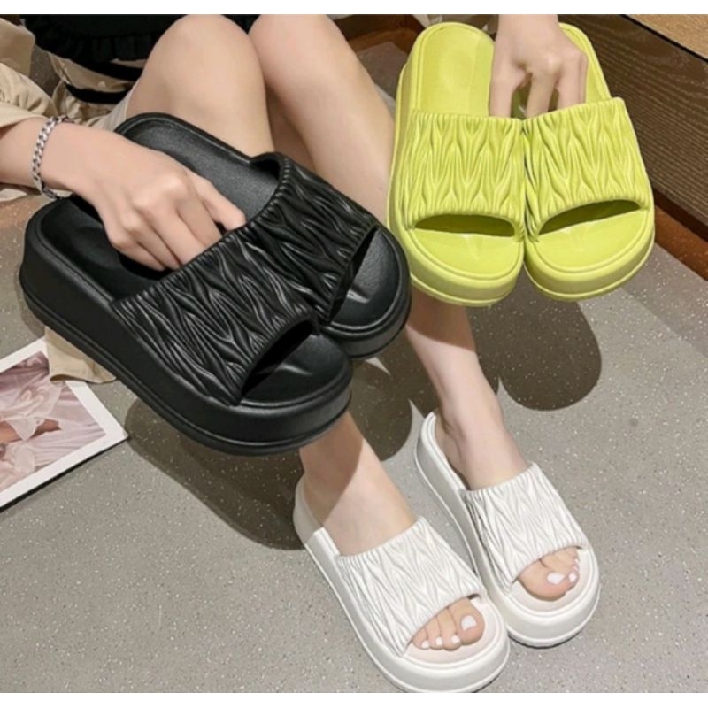 Dép bánh mì đế độn quai bản trơn