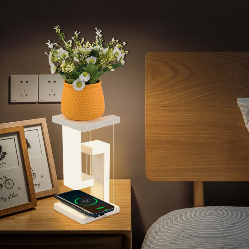 Table lamp home romantic decoration small night light learning light creative light luxury