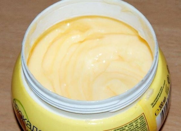 Kem ủ tóc Garnier Wahre schätze 300ml