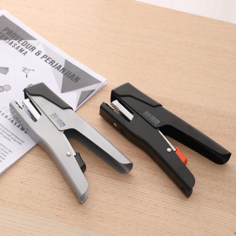 Dập ghim trợ lực 30 tờ Deli E0358 - Ghi/Đen