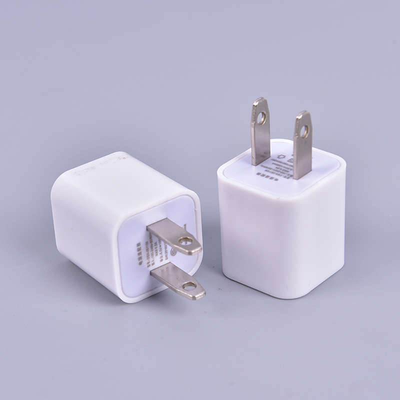 USB Cube Adapter 5W Wall Charger for iPod, iPad, iPhone 5/5c/5s/6/6s/7 Plus. 