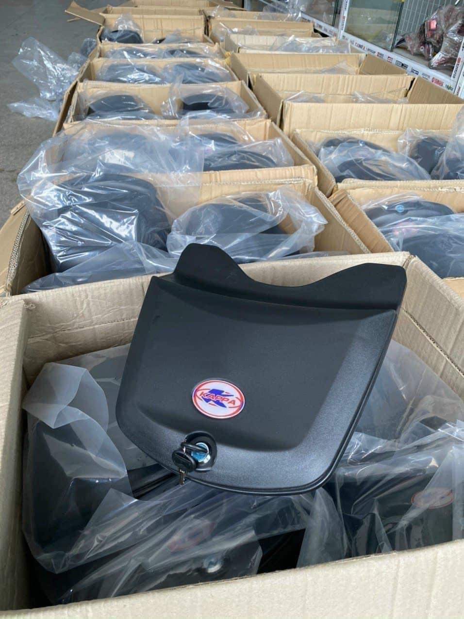 Thùng giữa kappa dành cho nhiều loại xe (ex10, exciter10, ex135, ex150, ex155, exciter 155, exciter 150, winner, winner x, sirius, sirius fi, wave17,...