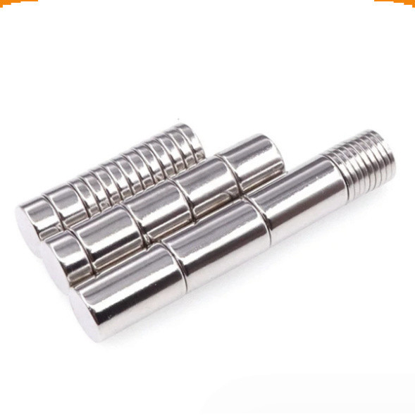 Nam châm đất hiếm tròn không lỗ siêu hút ||