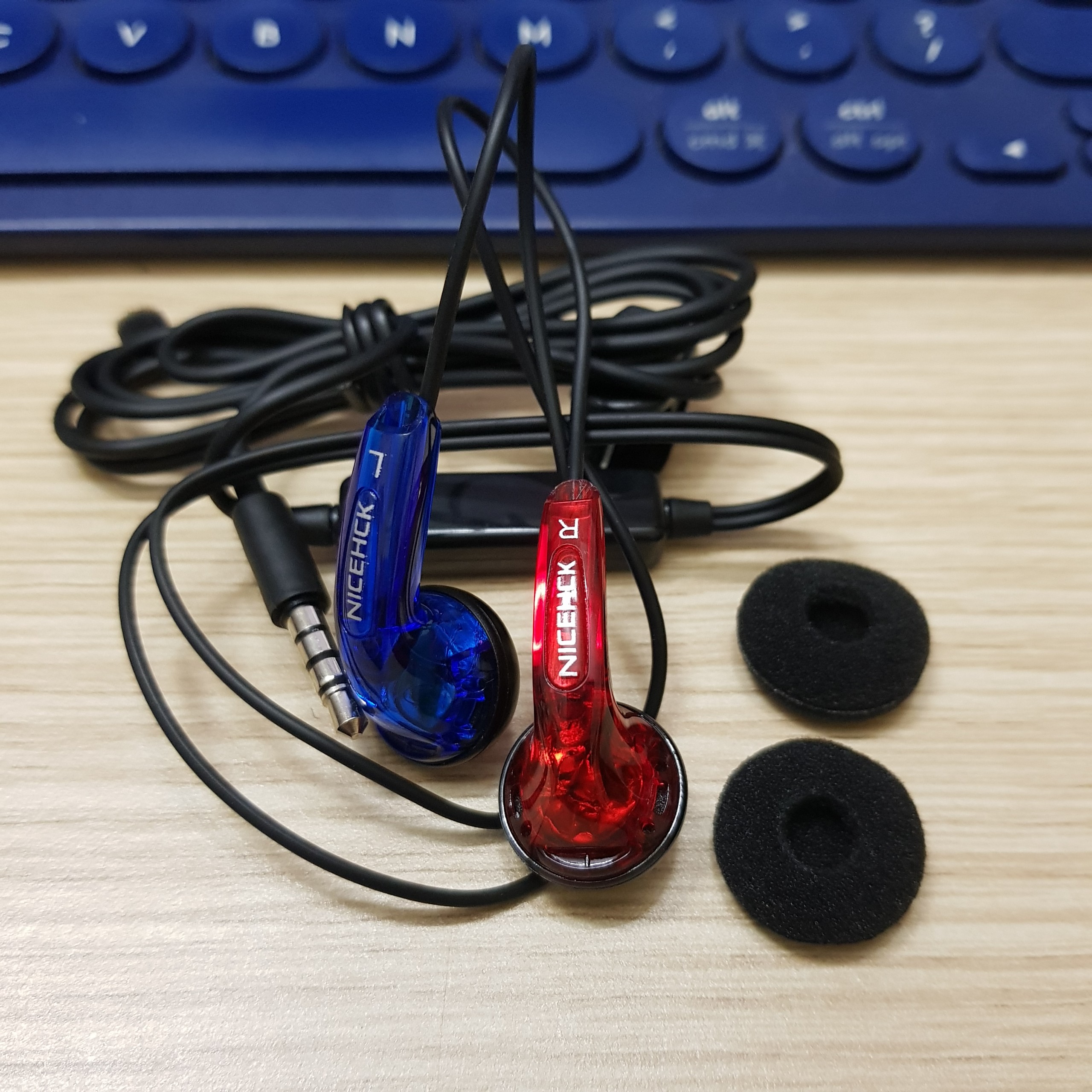 Tai Nghe Earbud Vido Nghe Êm Và Hay Vô Cùng