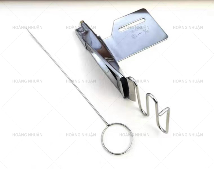 Cử may lộn dây viền máy 1 kim công nghiệp