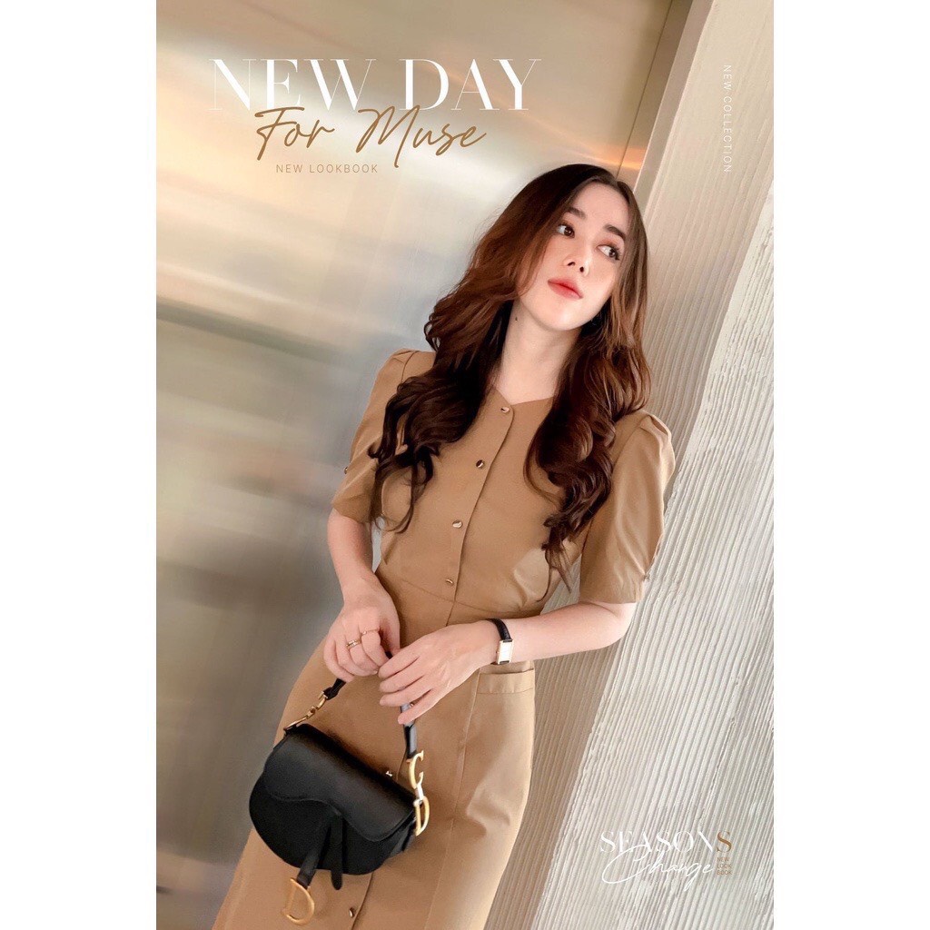 Đầm Midi Phối Nút Thời Trang Thanh Lịch