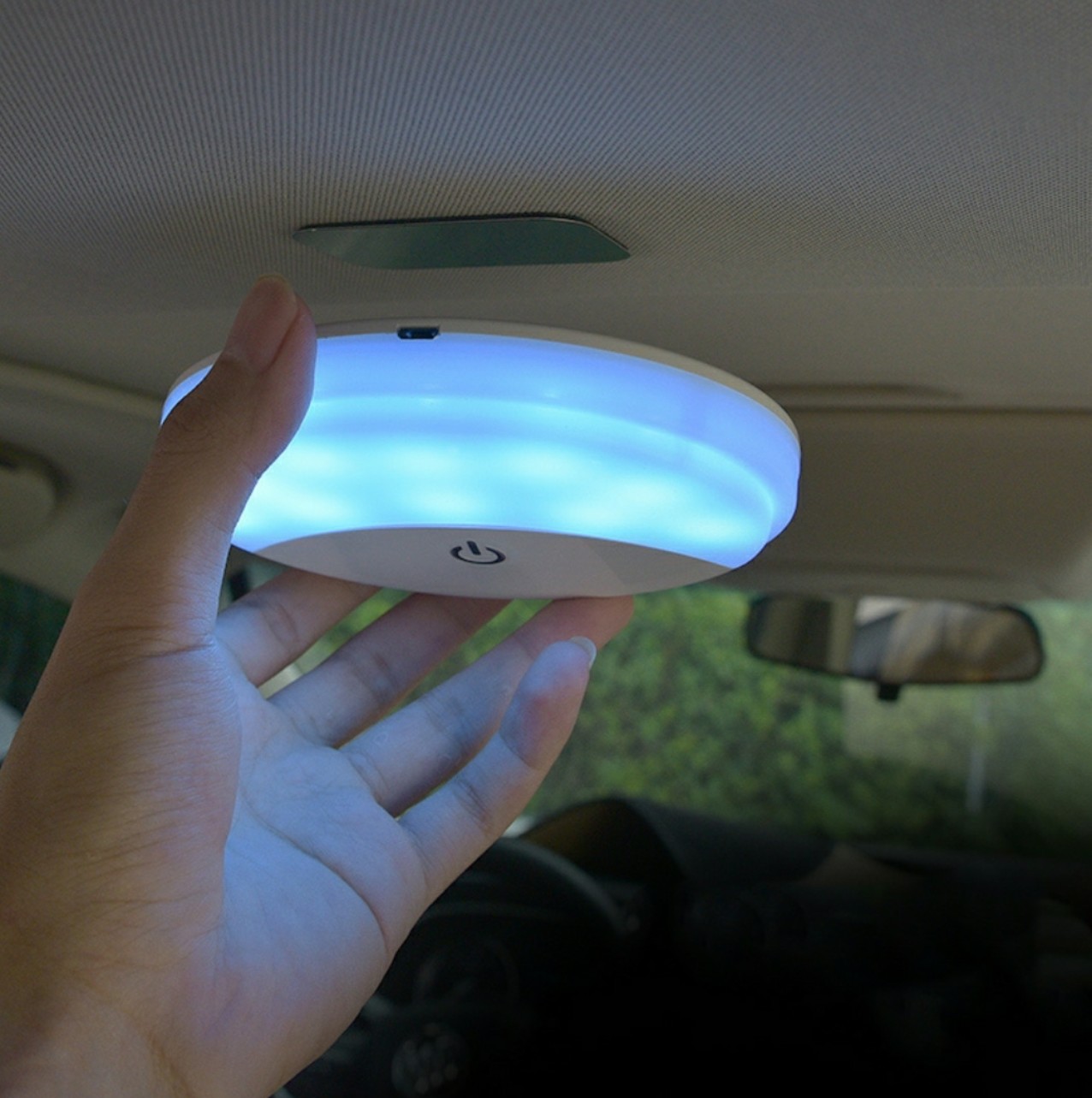 Đèn led trần cảm ứng xe ô tô