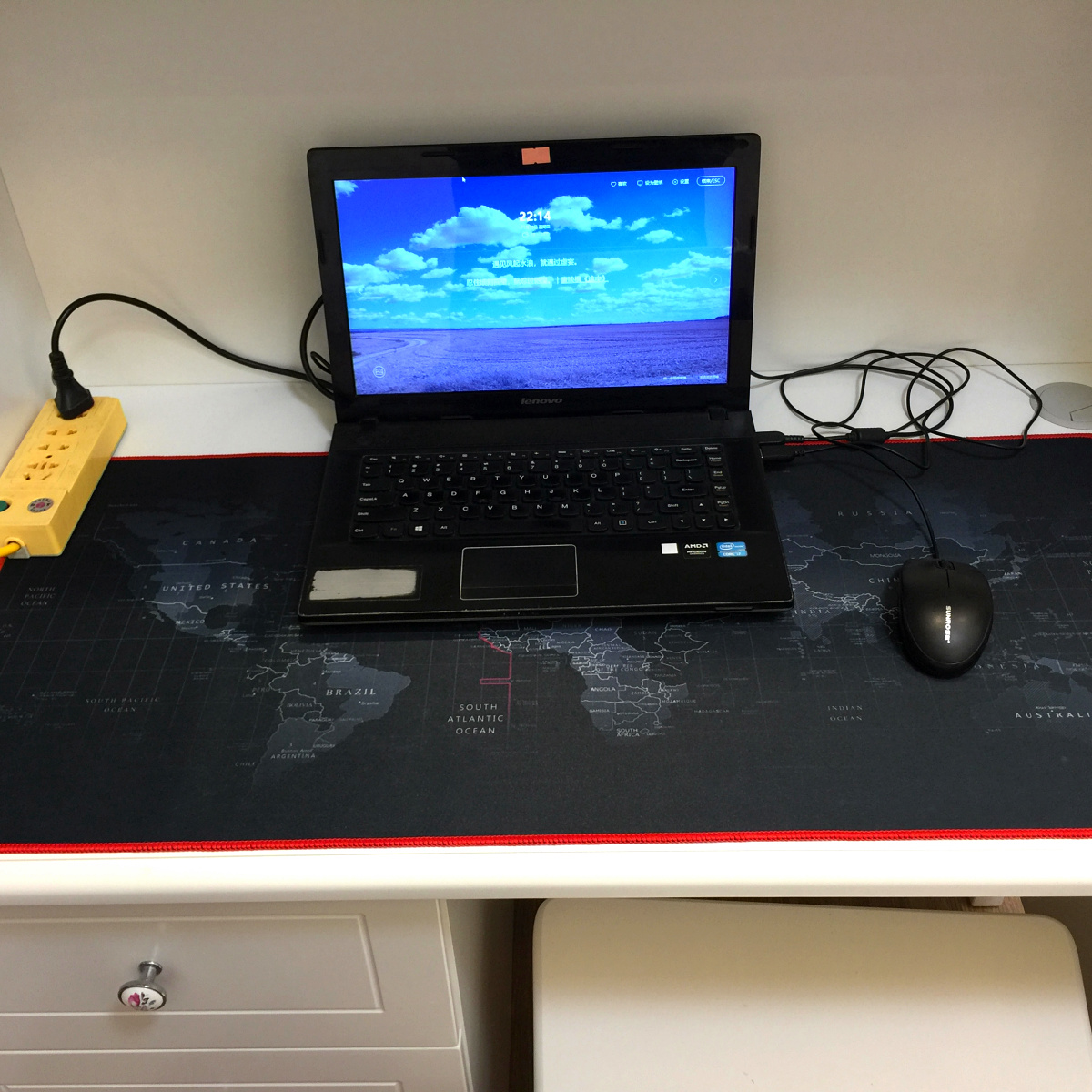 【EcoTrend】Computer Mouse Pad Computer Gamer Large Mousepad Table Mat Desk Notebook Lap Keyboard Desk Mause Locking Edge. 