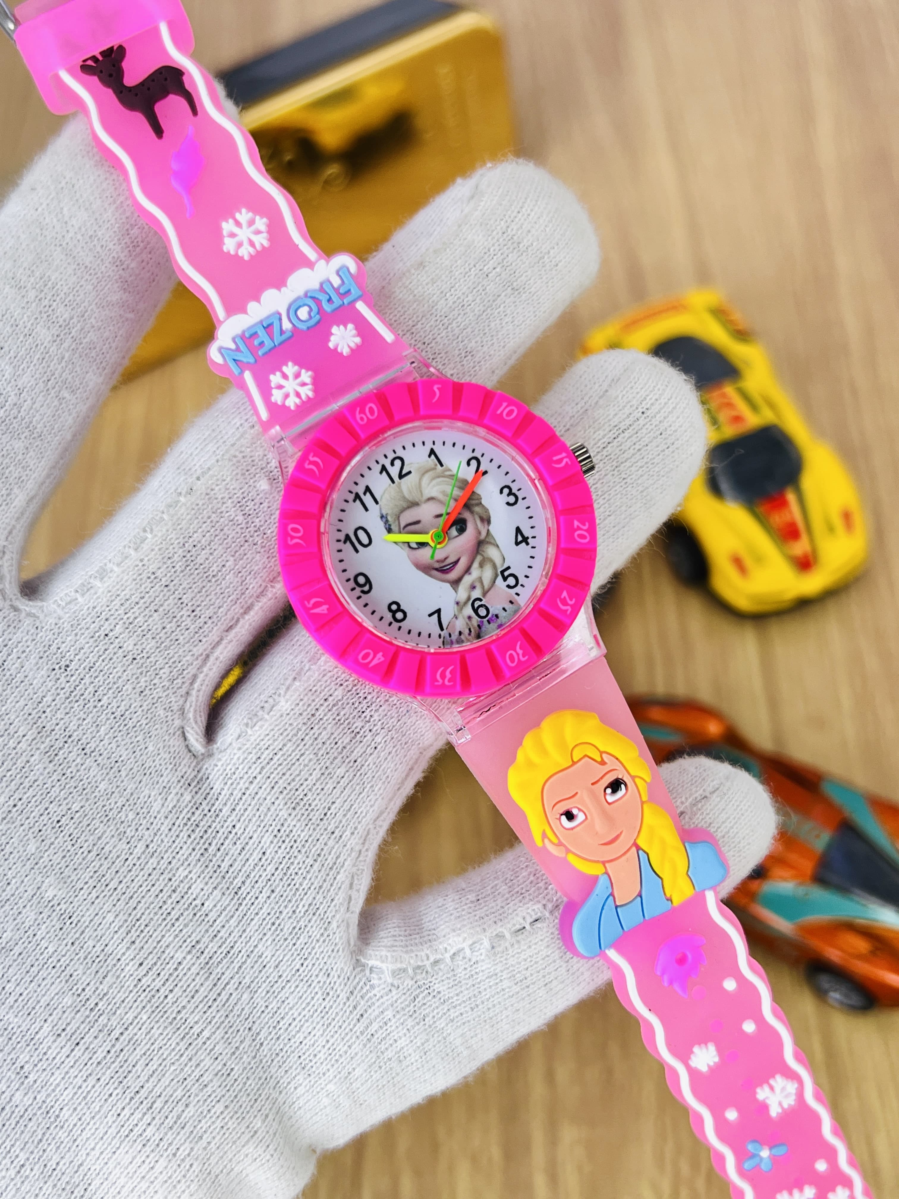 Cartoon%20Character%20Kids%20Watch%20,%20Kids%20Colorful%20Watch%20,%20Children%20Watch%20Toy%20for%20Boy,%20Girls,%20Baby%20Kids%20Watch%20,%20Watch%20for%20Kids%20-%20Random%20Multi%20Character%20-%20Art%20#%20DB%20-%20Color%20Ring%20Dial%20-CCRingDW90200-0072b%20-%20Image%204