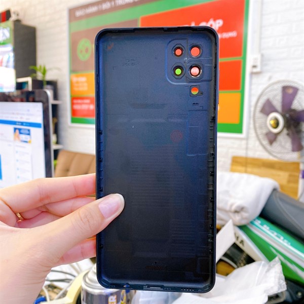 [ ẢNH THẬT ] Nắp lưng Samsung A12 như hình