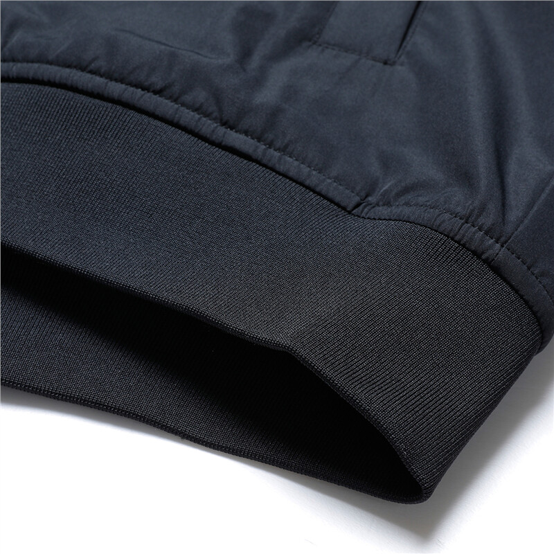 GIORDANO Men Bomber Jackets Windproof Stand Collar Padded Bomber Jackets Multi-Pocket Solid Color Casual Bomber Jackets 13072823