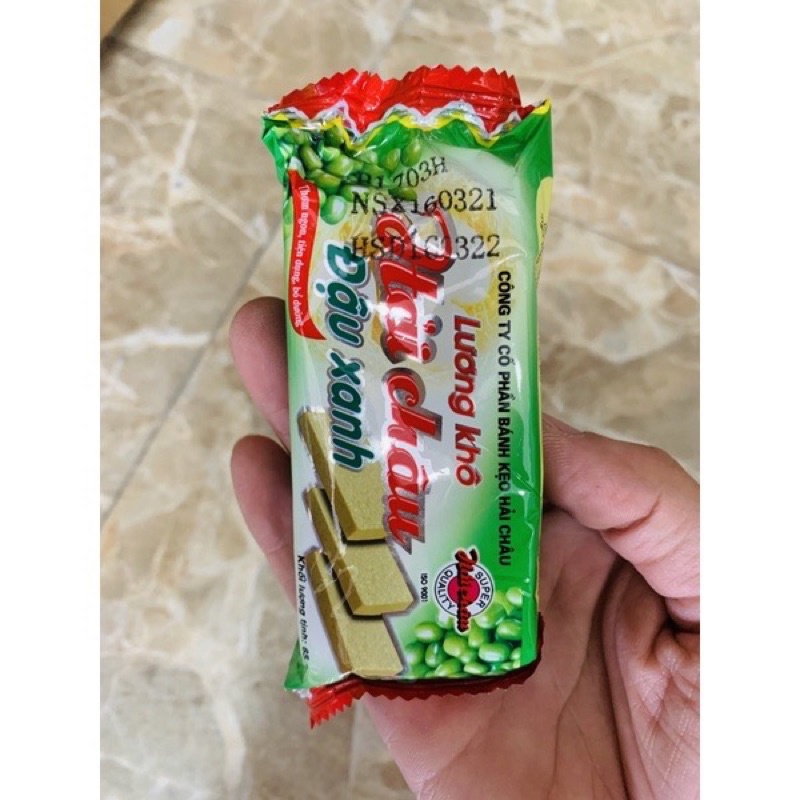 Lương khô hải châu 65g date mới