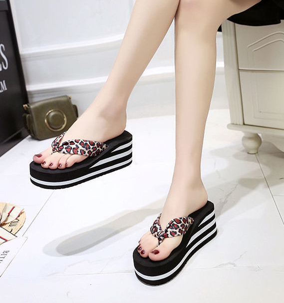 Dép kẹp xốp đế sọc quai beo 7f
